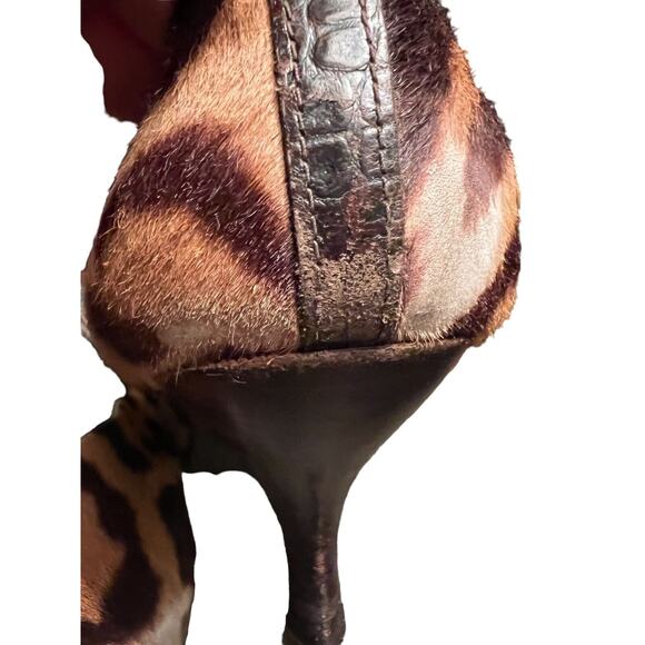 Donald J Pliner Lexy Animal Print Cheetah Kitten Heel Shoes Side Zip Spain 5.5M - Picture 10 of 12